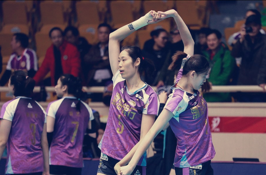 关于赛地聚焦——法国杯集结日热度飙升，上海久事更衣室发声，更衣室稳定，轮换策略成焦点的信息